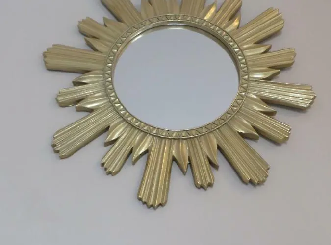 Leone With Free Parking * 풀라