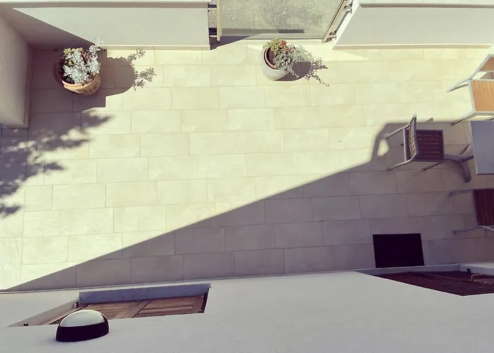 Leone With Free Parking Appartement Pula