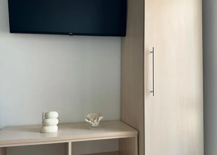 Leone With Free Parking Appartement Pula