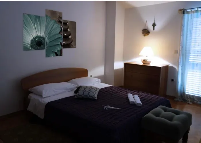 Leone With Free Parking * Pula